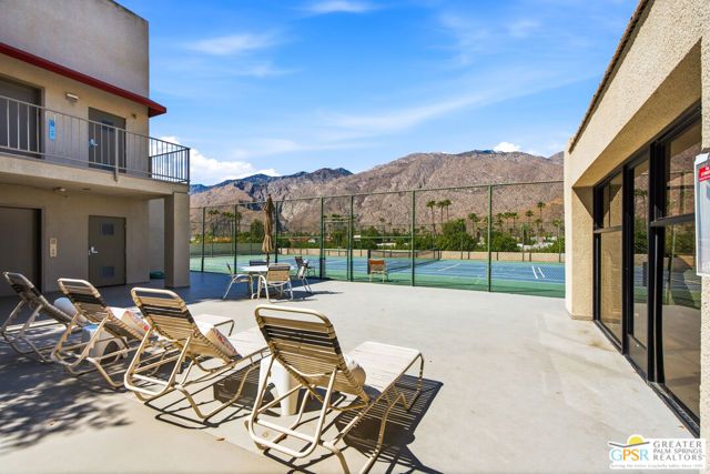 255 S Avenida Caballeros 113, Palm Springs, CA 92262