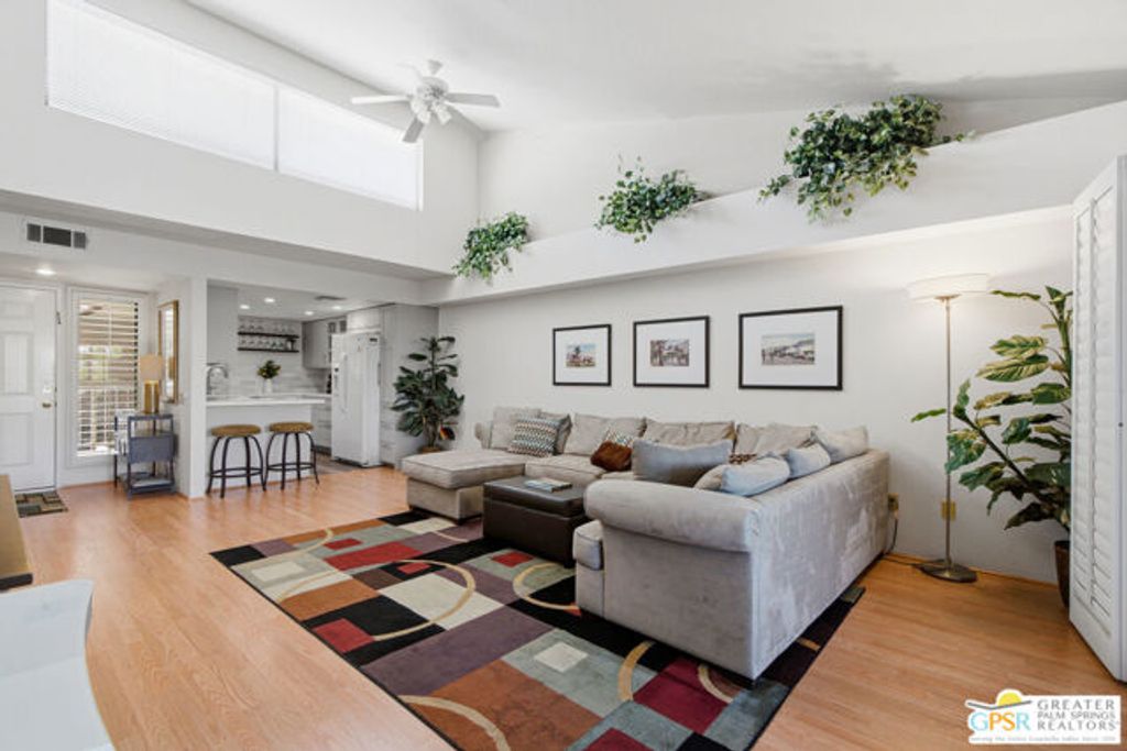 255 S Avenida Caballeros 113, Palm Springs, CA 92262