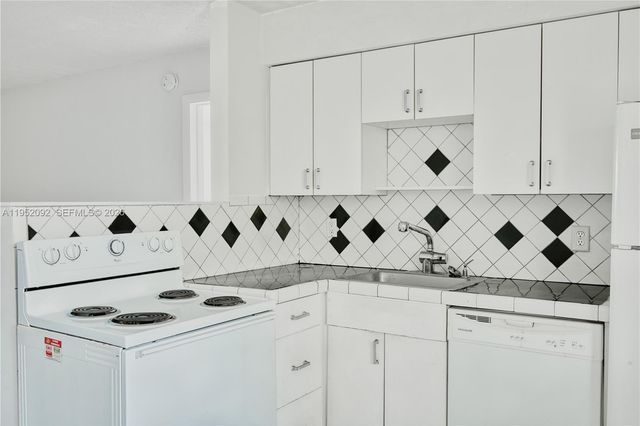 400 SE 31st Street 5, Fort Lauderdale, FL 33316