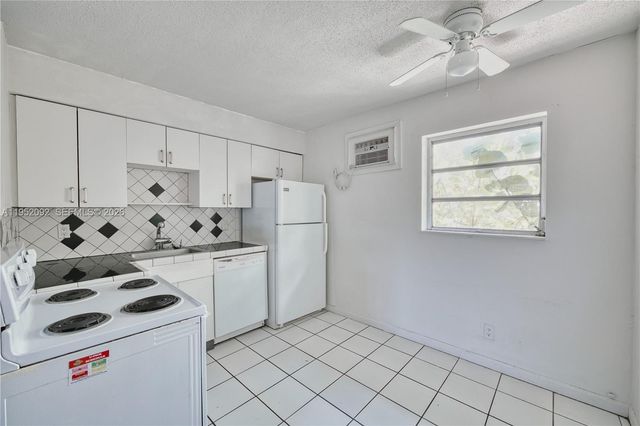 400 SE 31st Street 5, Fort Lauderdale, FL 33316