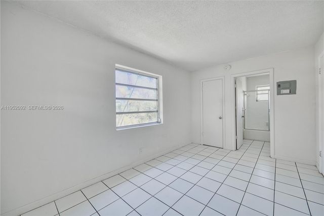 400 SE 31st Street 5, Fort Lauderdale, FL 33316