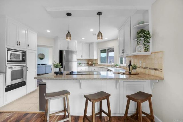 2645 Daisy Ln, Fallbrook, CA 92028