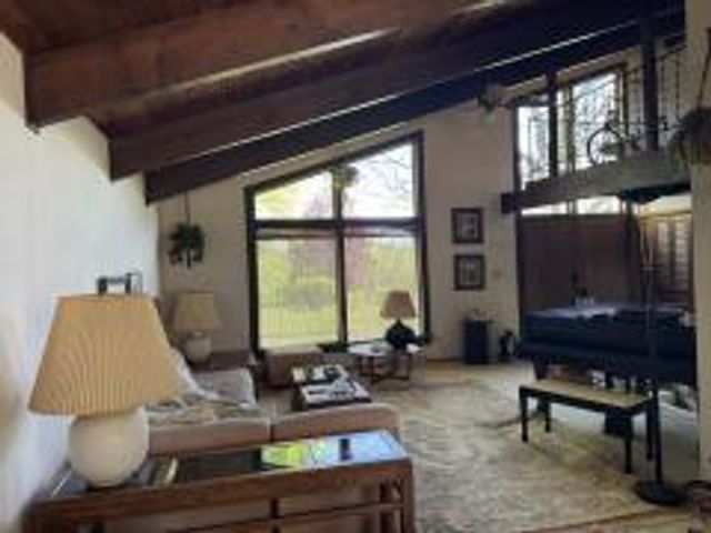 S78W31428 Sugden ROAD, Mukwonago, WI 53149