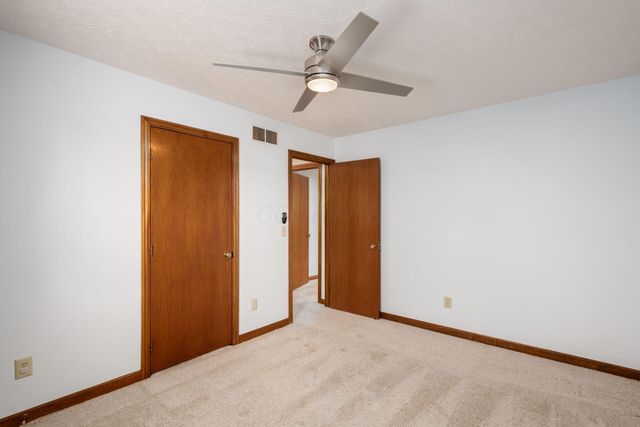 3925 Roxham Court, Columbus, OH 43230