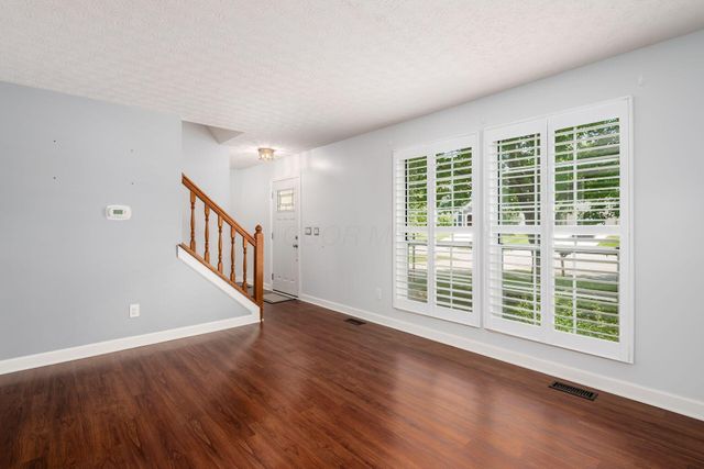 3925 Roxham Court, Columbus, OH 43230