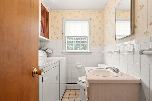 16 Briarwood Avenue, Reading, MA 01867