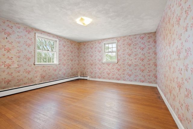 16 Briarwood Avenue, Reading, MA 01867