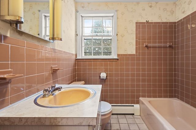 16 Briarwood Avenue, Reading, MA 01867