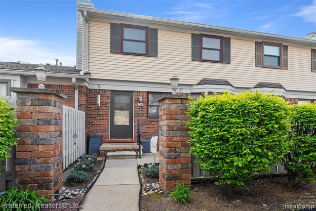 1921 Vine Way Drive 36, Canton, MI 48188