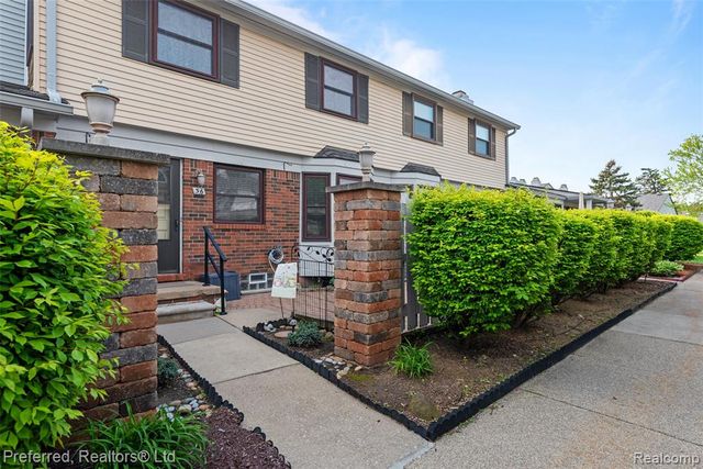 1921 Vine Way Drive 36, Canton, MI 48188