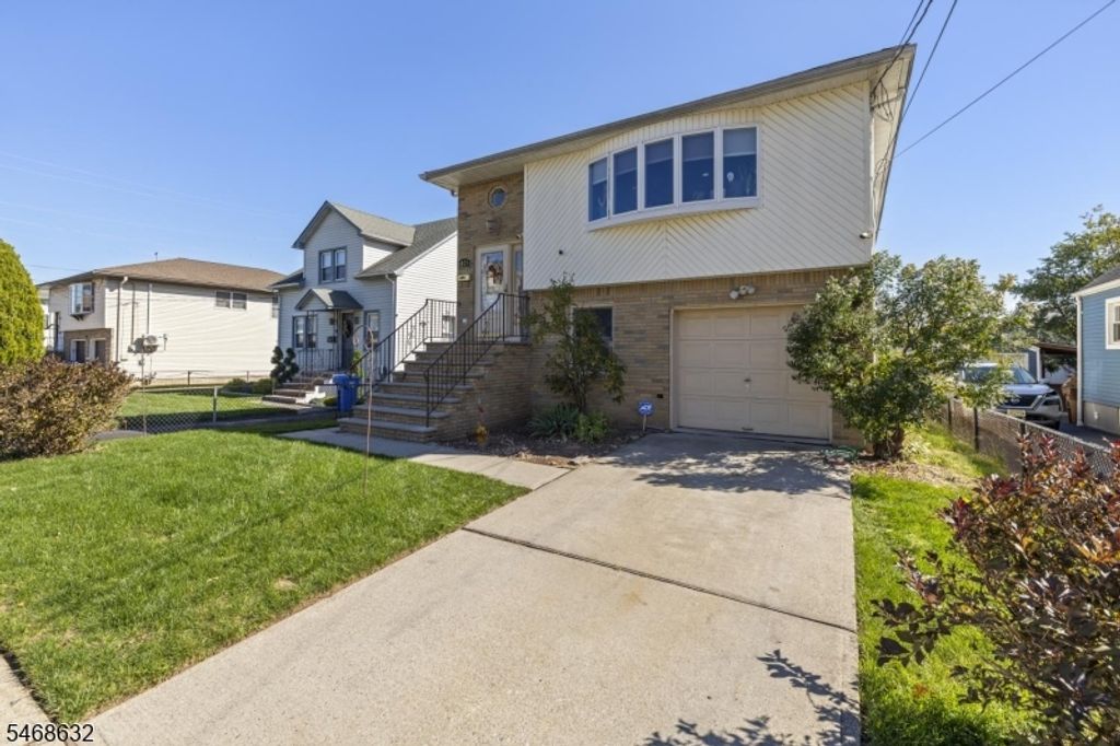 1026 Bergen Ave, Linden City, NJ 07036 — photo 3