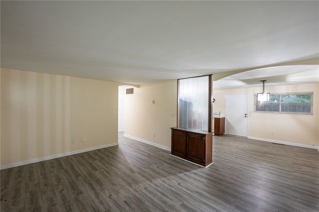 4689 Loxley Drive, West Carrollton, OH 45439