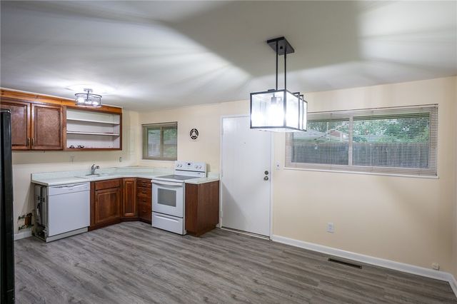 4689 Loxley Drive, West Carrollton, OH 45439
