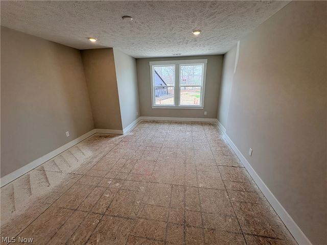 4127 Averi Lane, Orange, OH 44122