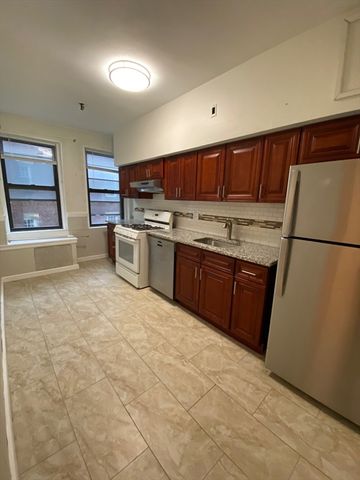 2003 Commonwealth Avenue 8, Boston, MA 02135