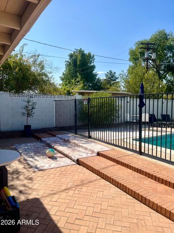 1222 E MCLELLAN Boulevard, Phoenix, AZ 85014