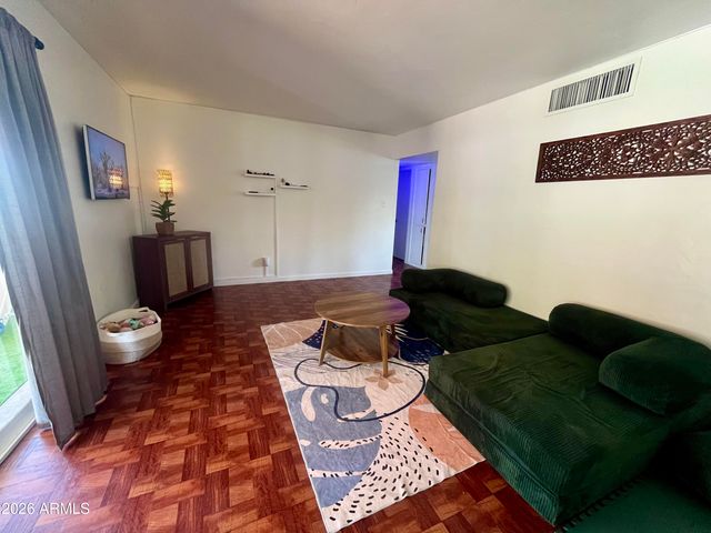 1222 E MCLELLAN Boulevard, Phoenix, AZ 85014
