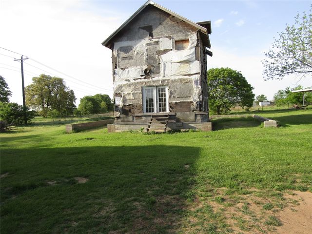 1801 W HIGHWAY 199, Springtown, TX 76082