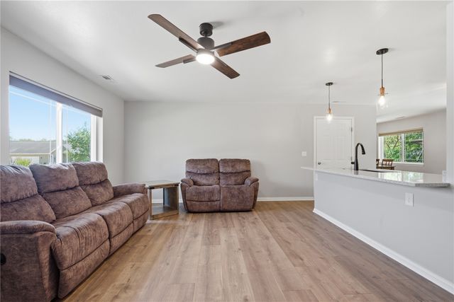 2758 O Avenue NW B, Cedar Rapids, IA 52405