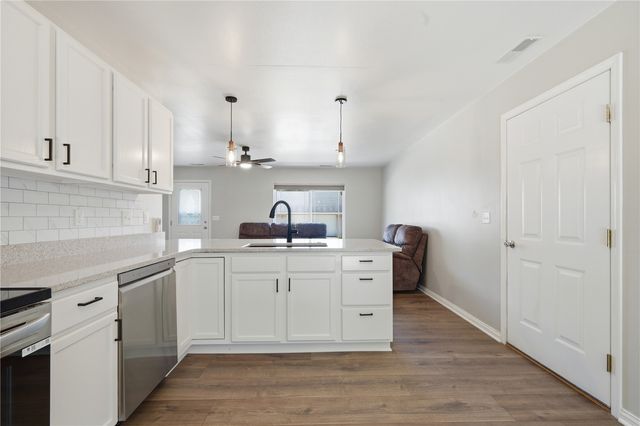 2758 O Avenue NW B, Cedar Rapids, IA 52405