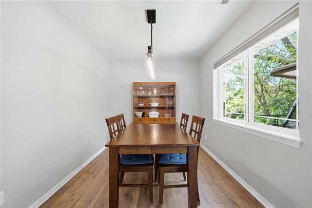 2758 O Avenue NW B, Cedar Rapids, IA 52405