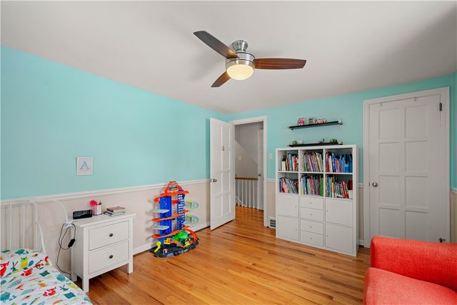 630 Arden Ln, Mt Lebanon, PA 15243