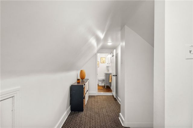 630 Arden Ln, Mt Lebanon, PA 15243