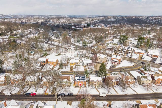 630 Arden Ln, Mt Lebanon, PA 15243