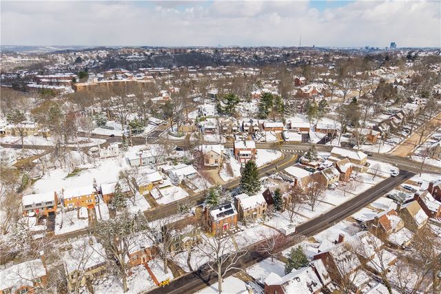 630 Arden Ln, Mt Lebanon, PA 15243