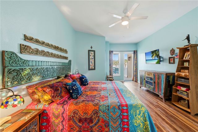 224 W Cotter Ave 203, Port Aransas, TX 78373