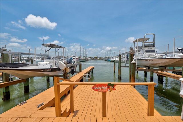 224 W Cotter Ave 203, Port Aransas, TX 78373