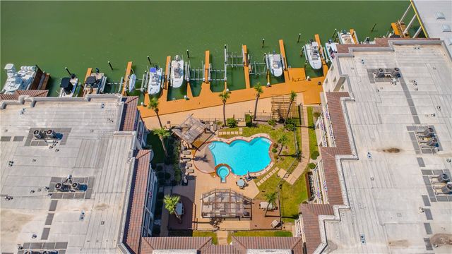 224 W Cotter Ave 203, Port Aransas, TX 78373