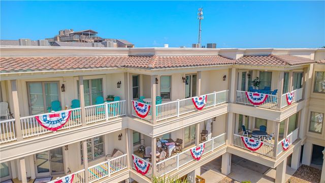 224 W Cotter Ave 203, Port Aransas, TX 78373