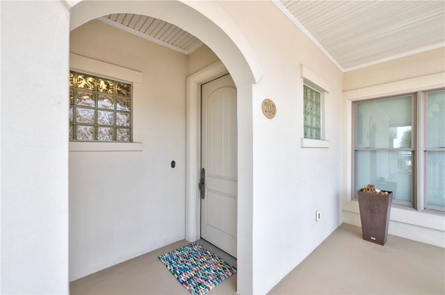 224 W Cotter Ave 203, Port Aransas, TX 78373