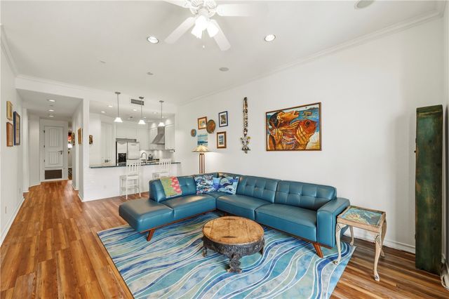 224 W Cotter Ave 203, Port Aransas, TX 78373