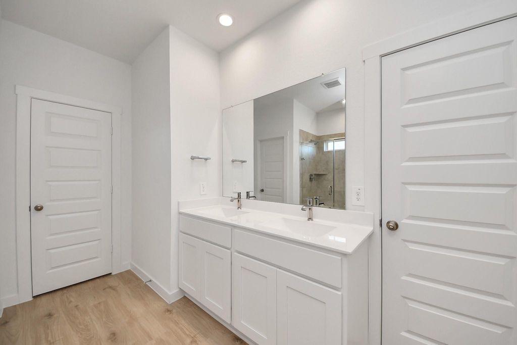 Image 24 of property listing at 28603 Crowley Court, Katy, TX 77494