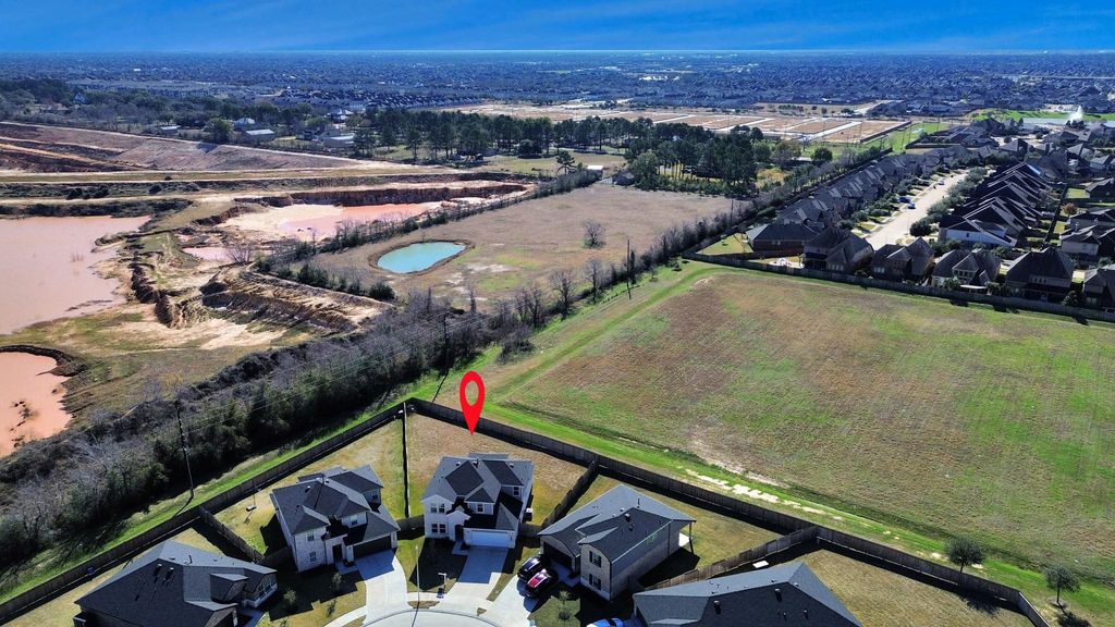 Image 47 of property listing at 28603 Crowley Court, Katy, TX 77494