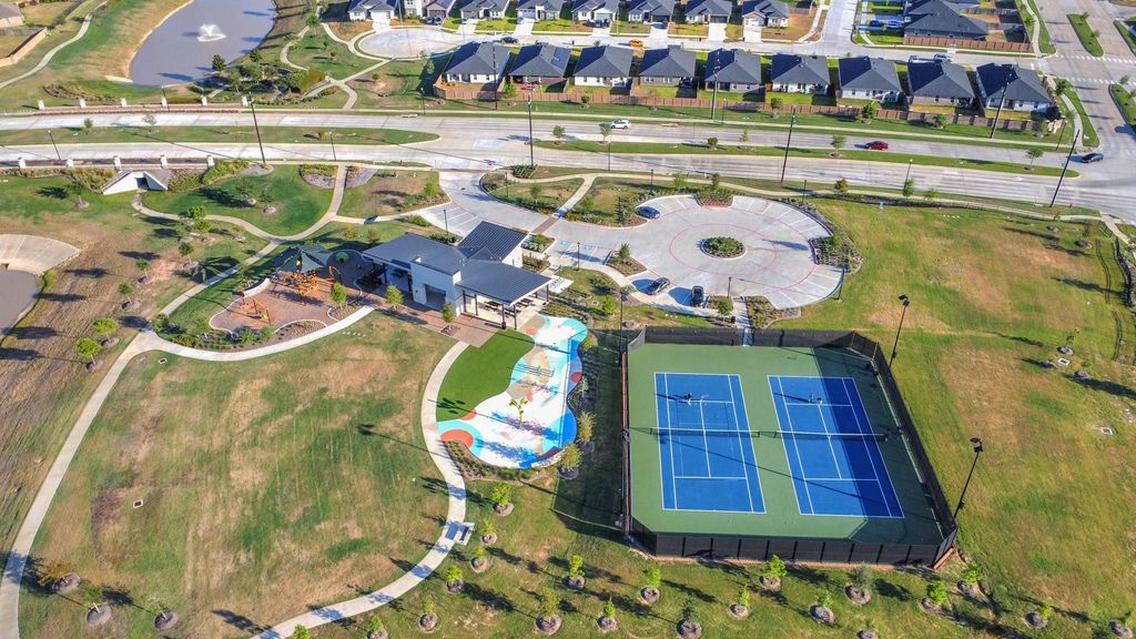 Image 50 of property listing at 28603 Crowley Court, Katy, TX 77494