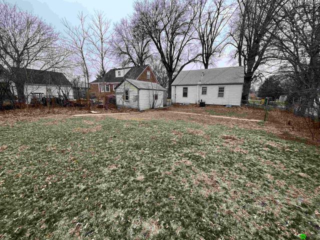 130 S 38th Street, Lincoln, NE 68510