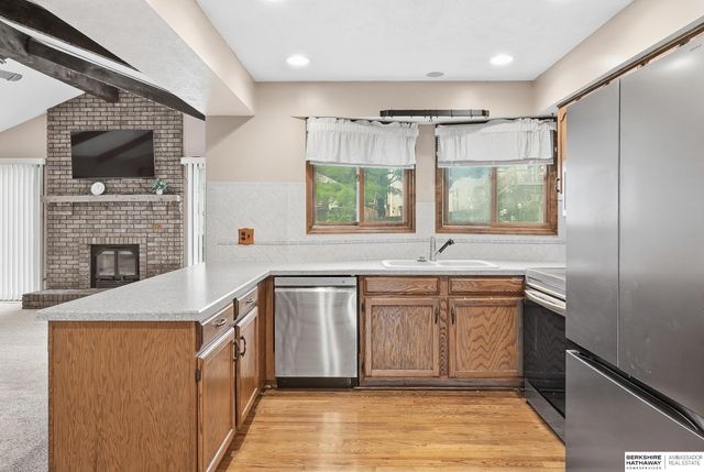 2703 N 113 Street, Omaha, NE 68164