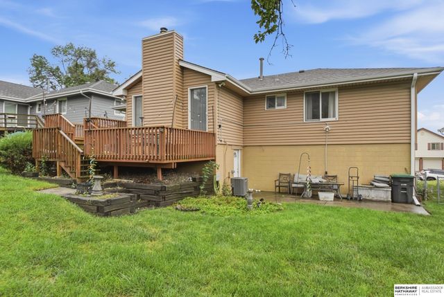 2703 N 113 Street, Omaha, NE 68164