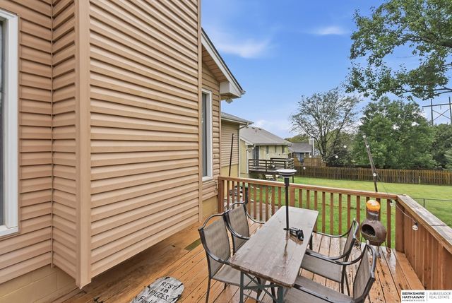 2703 N 113 Street, Omaha, NE 68164