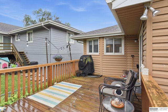 2703 N 113 Street, Omaha, NE 68164