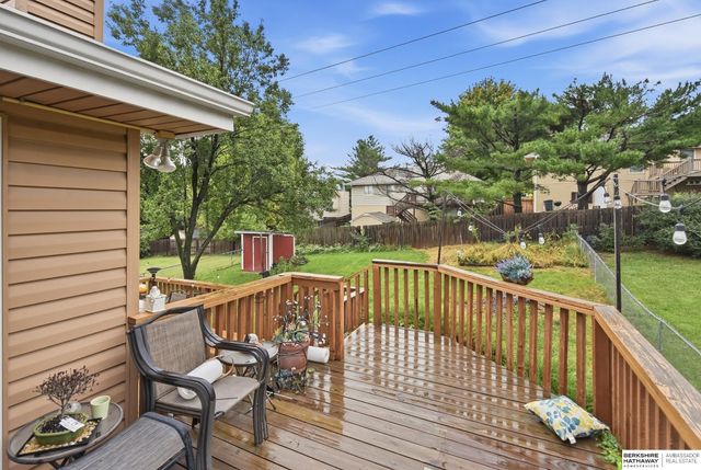 2703 N 113 Street, Omaha, NE 68164