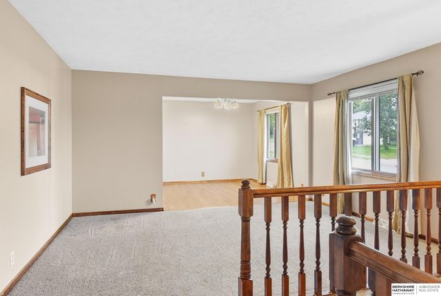 2703 N 113 Street, Omaha, NE 68164