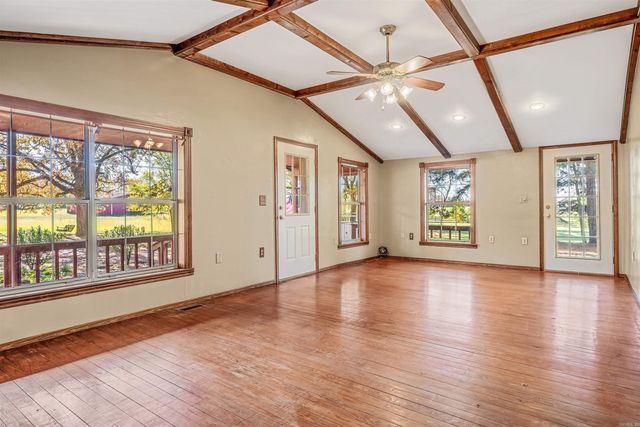 86 Arrowhead Rd., Greenbrier, AR 72058