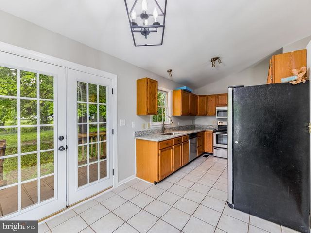 11802 OAKDALE CT, Locust Grove, VA 22508