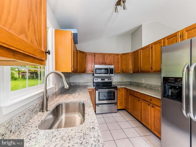 11802 OAKDALE CT, Locust Grove, VA 22508