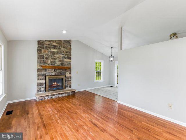 11802 OAKDALE CT, Locust Grove, VA 22508