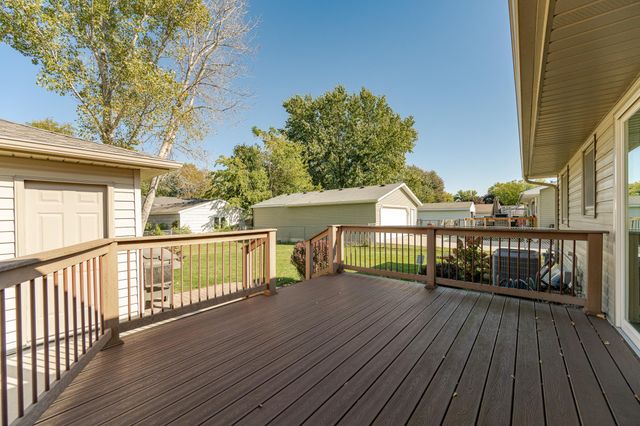 965 17th Street SE, Rochester, MN 55904